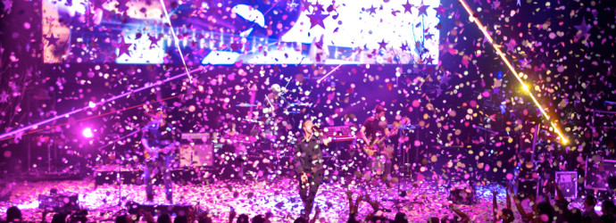 Cold Play in Concert in NYC